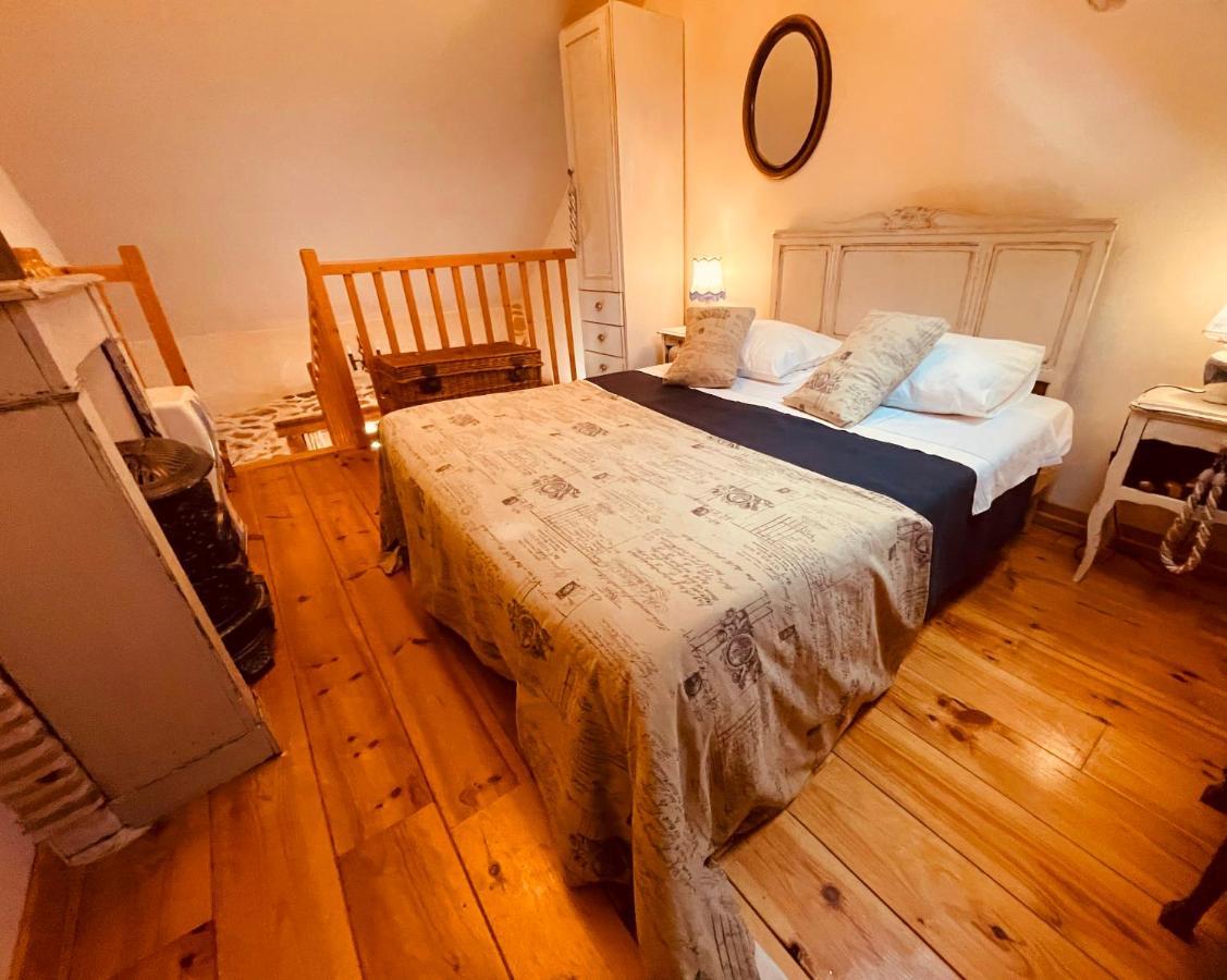 Appart' D'Hotes , Ch Et Gite Au Manoir De La Haute Pilais Шантепи Екстериор снимка